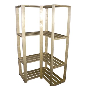Étagère d'angle en épicéa avec huit étagères, idéale pour cave ou salon.