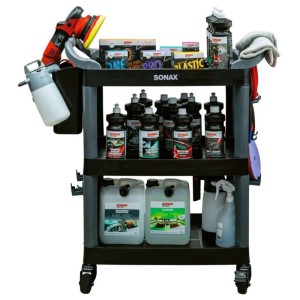 Chariot Sonax Basic, équipé de produits d'entretien automobile et d'accessoires, chariot d'atelier à trois niveaux.