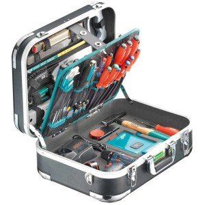 Valigetta attrezzi Technocraft aperta con utensili e trapano avvitatore a batteria per falegnami.