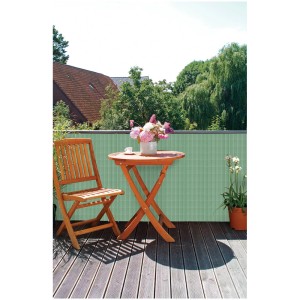 Balcon avec revêtement de balcon Videx Rügen vert sauge comme écran d'intimité, avec table et chaise.