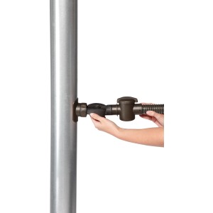 Collettore pioggia Garantia Speedy DN 70-100 montato su pluviale, set completo con inserto filtro.