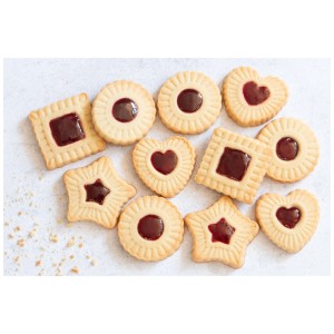 Ausstechformen Herz gewellt, rot, aus Kunststoff für Linzer Plätzchen.