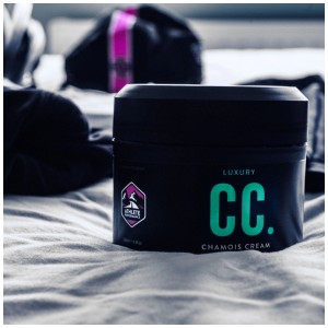 Muc-Off Luxury Chamois Cream 250ml für Fahrradpflege, schützt die Haut vor Reibung.