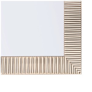 Dettaglio dello specchio da parete Draveil oro (50x130 cm) con cornice a righe.
