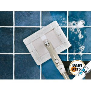 OBI Bad- und Fliesen-Wischer Varifit, greige, reinigt blaue Badfliesen mit Schaum. Drehbare Wischplatte für effektive Reinigung.