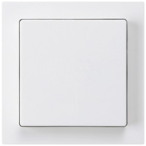 Interrupteur à bouton-poussoir blanc Hager Kallysto Schema 6 avec plaque frontale pour montage en saillie.