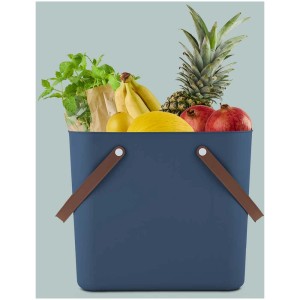 Rotho Albula Multibag blu 25L pieno di frutta e verdura. Cesto per la spesa pratico con manici.