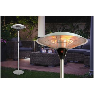 Chauffage de terrasse électrique Sonnenkönig noir sur une terrasse.