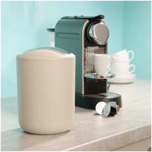 Wenko Pattumiera basculante Brasil Taupe, 2 l, cestino cosmetico per bagno e WC.