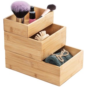 Étagère de salle de bain Terra Bamboo M, murale avec trois compartiments pour ranger les accessoires de salle de bain.