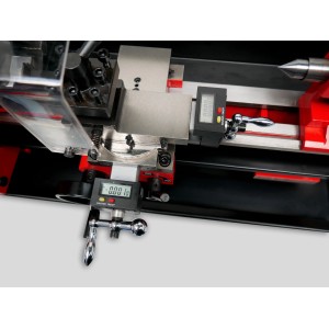 Dettaglio: Tornio Rotwerk EDM 350 DR con display digitale per tornitura precisa.