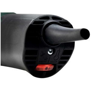 Gros plan : Meuleuse d'angle Metabo WEV 11-125 Quick, variateur de vitesse et aspiration des poussières.