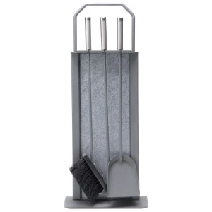 Ensemble d'outils de cheminée Nouvel en métal 4 pièces pour poêles et cheminées. Comprend pelle, brosse, tisonnier et pinces.