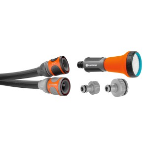 Set tubo da giardino Gardena Liano™ Life, 10 m, con doccetta, raccordo per rubinetto e raccordo per tubo.