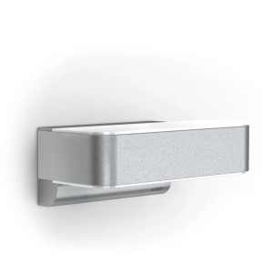 Applique murale extérieure à LED avec détecteur Steinel L 810 SC argenté, moderne.