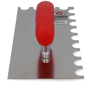 Cazzuola dentata con dentatura a mezzaluna, 280x130mm, manico rosso. Per applicare adesivo e stucco.