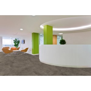 Panneau décoratif Classen Neo Vario Marron installé dans un bureau, aspect pierre gris-brun.