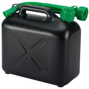 Tanica per benzina in plastica nera da 5 l con beccuccio verde per assistenza stradale.