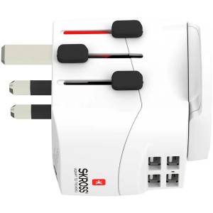 Skross® Reiseadapter Pro Light USB World mit 4 USB-A Anschlüssen.