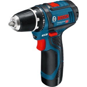 Avvitatore a batteria Bosch Professional GSR 12V-15 in valigetta con accessori.