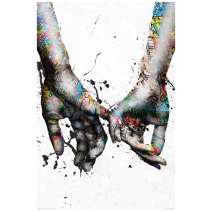Maxiposter Pinkies Colour, 61x91,5 cm: Hände mit bunten Tattoos halten sich.