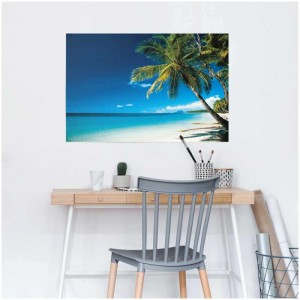 Maxiposter Beach - morning, 61x91,5 cm: Tropischer Strand mit Palmen und blauem Meer.