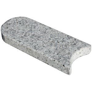 Bordure de jardin Euro Stone en granit gris clair.