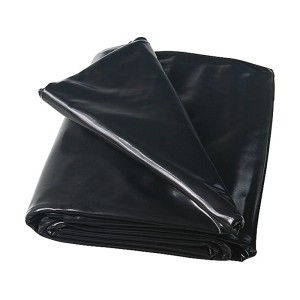 Telo per laghetto Heissner in PVC nero, 8x6m, spessore 0.5mm, piegato.