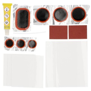 Fischer Flickbox Universal 16-teilig: Set mit Flicken, Schleifpapier und Vulkanisierlösung für Reifenreparaturen.