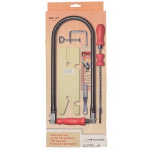 Set traforo 6 pezzi con seghetto da traforo, trapano, tavolo da traforo e morsetto.