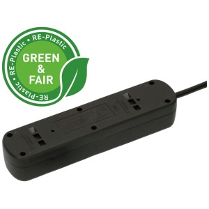 Multipresa Max Hauri Basic Line nera 5x Tipo 13, cavo 1,5 m, retro con punti di fissaggio ed emblema verde.