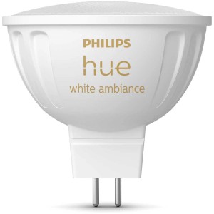 Gros plan de l'ampoule Philips Hue White Ambiance MR16, 400 lm.