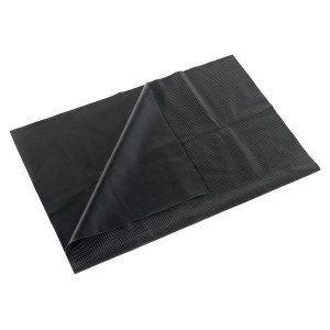 Tappetino antiscivolo nero OBI per bagagliaio auto, 120x90 cm, in gomma.
