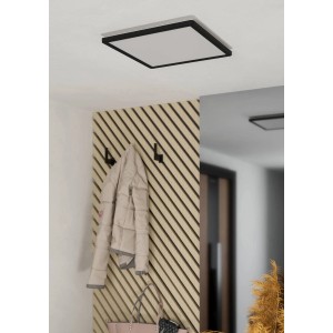 Plafonnier LED carré noir Eglo Expert Minerario, 39x39 cm, pour pièces humides.