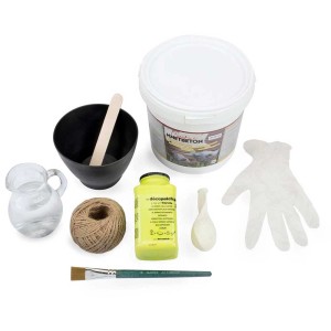 Kit Creative-Knetbeton : Seau, bol, peinture, pinceau, fil, gant, récipient d'eau et outil.