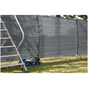 Brise-vue PE anthracite 180x500 cm sur la clôture, pour balcon et jardin.