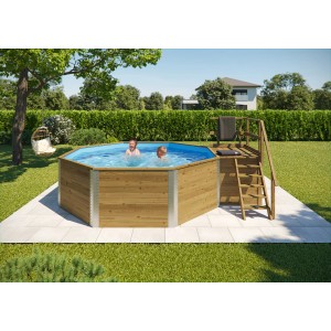 Piscine en bois Weka 593 B kit économique avec escalier en bois et deux enfants dans la piscine.