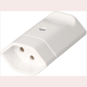 Prise de courant blanche Type13, 3 pôles pour max. 230V/10A.