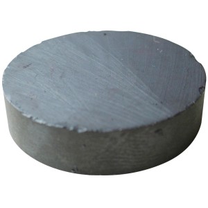 Aimant noir rond Hettich pour tableau d'affichage, pour notes et plus.