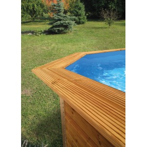 Extension de main courante Toprail pour piscine 594A en bois traité autoclave pour plus de stabilité.