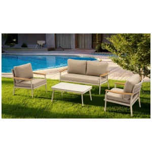 Ensemble lounge 4 pièces Acamp Lyon en aluminium caramel avec canapé, fauteuils et table sur pelouse près de la piscine.