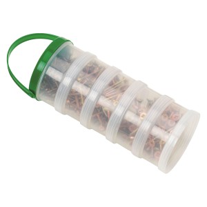 Vis à tête fraisée pour panneaux de particules Ø 3,5x25 mm dans un récipient transparent avec poignée verte.
