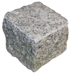 Pavé en granit gris clair Euro Stone, pierre naturelle pour l'extérieur.