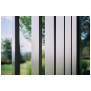 Pannello laterale a lamelle Biohort, grigio scuro metallizzato, per pergola da 3,5 m. Protezione da vento e intemperie.