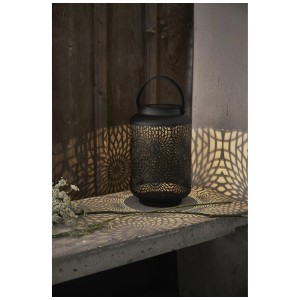 Lanterne solaire LED noire Mandala avec lumière blanc chaud et motif délicat.