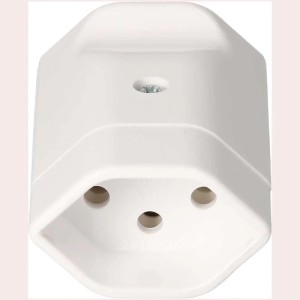 Kupplung Schutzkontaktkupplung blanche Type13, 3 pôles pour max. 230V/10A, convient aux câbles jusqu'à 8,5mm Ø.