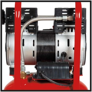 Gros plan du compresseur Einhell TE-AC 24 Silent, sans huile et silencieux.