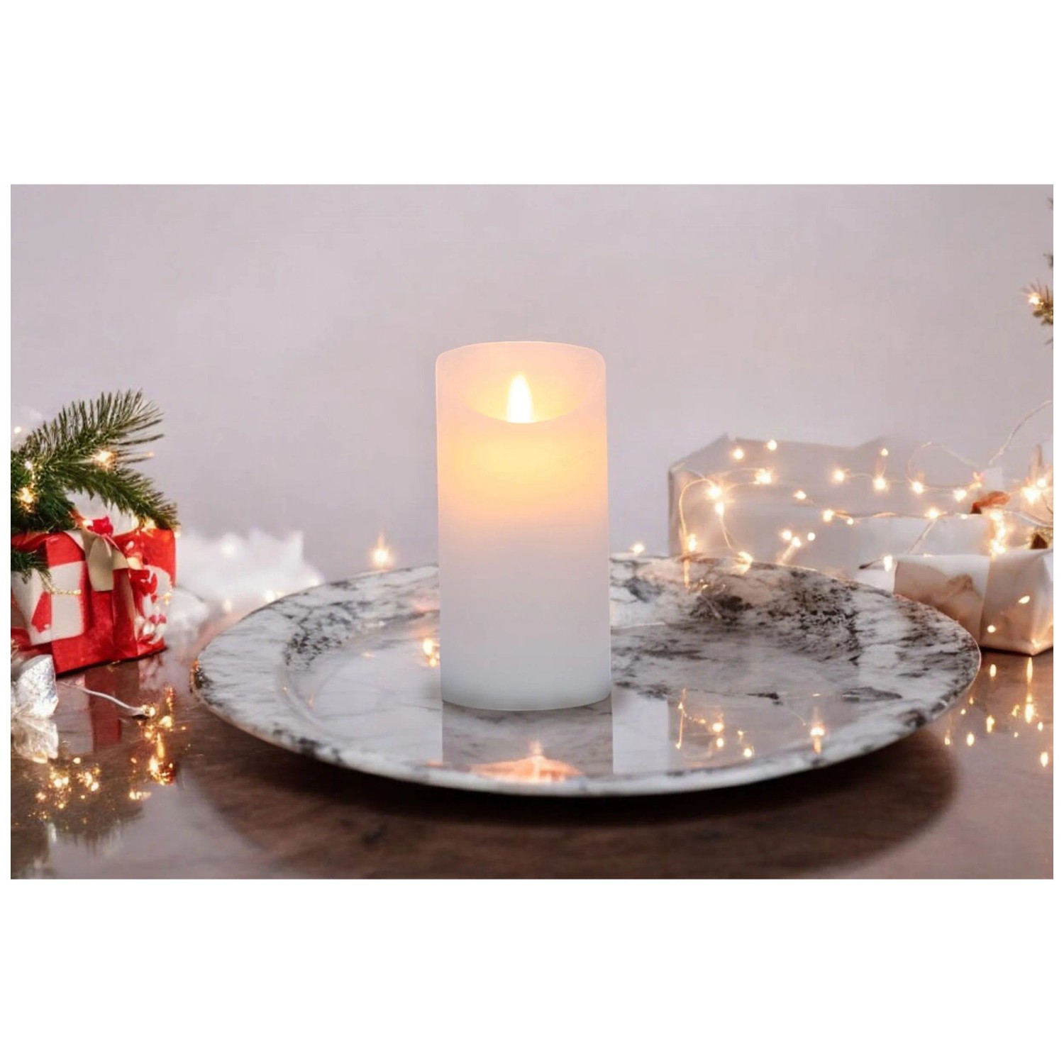 LED-Wachskerze mit beweglicher Flamme Ø 9 cm / Höhe 18 cm