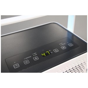 Déshumidificateur blanc Climatech YDL-10D avec affichage numérique.