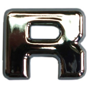 Adesivo 3D cromato lettera R, 3 x 3 cm, autoadesivo per esterni.
